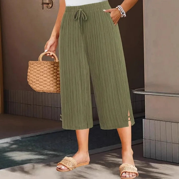 Isla | Elegant And Relaxed Pleated Trousers