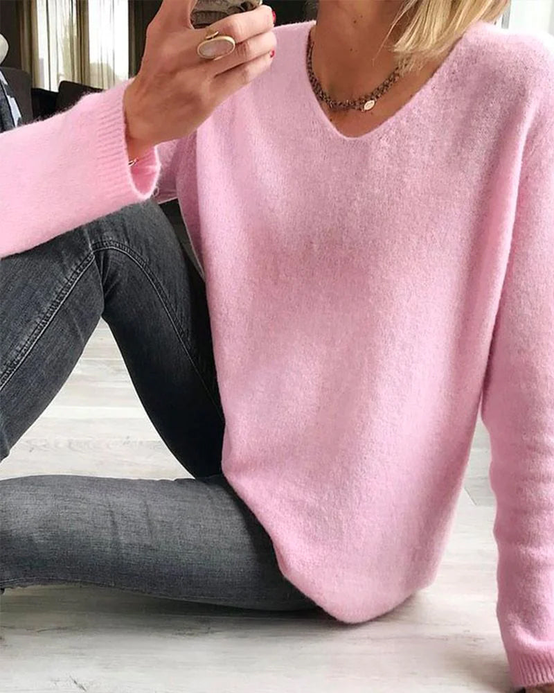 Aurora | Cozy V-Neck Knitted Sweater