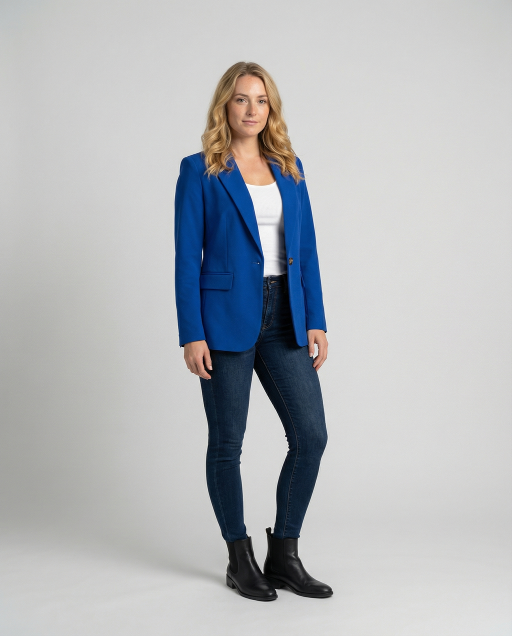 Layla | Timeless Charm Women’s Elegant Blazer