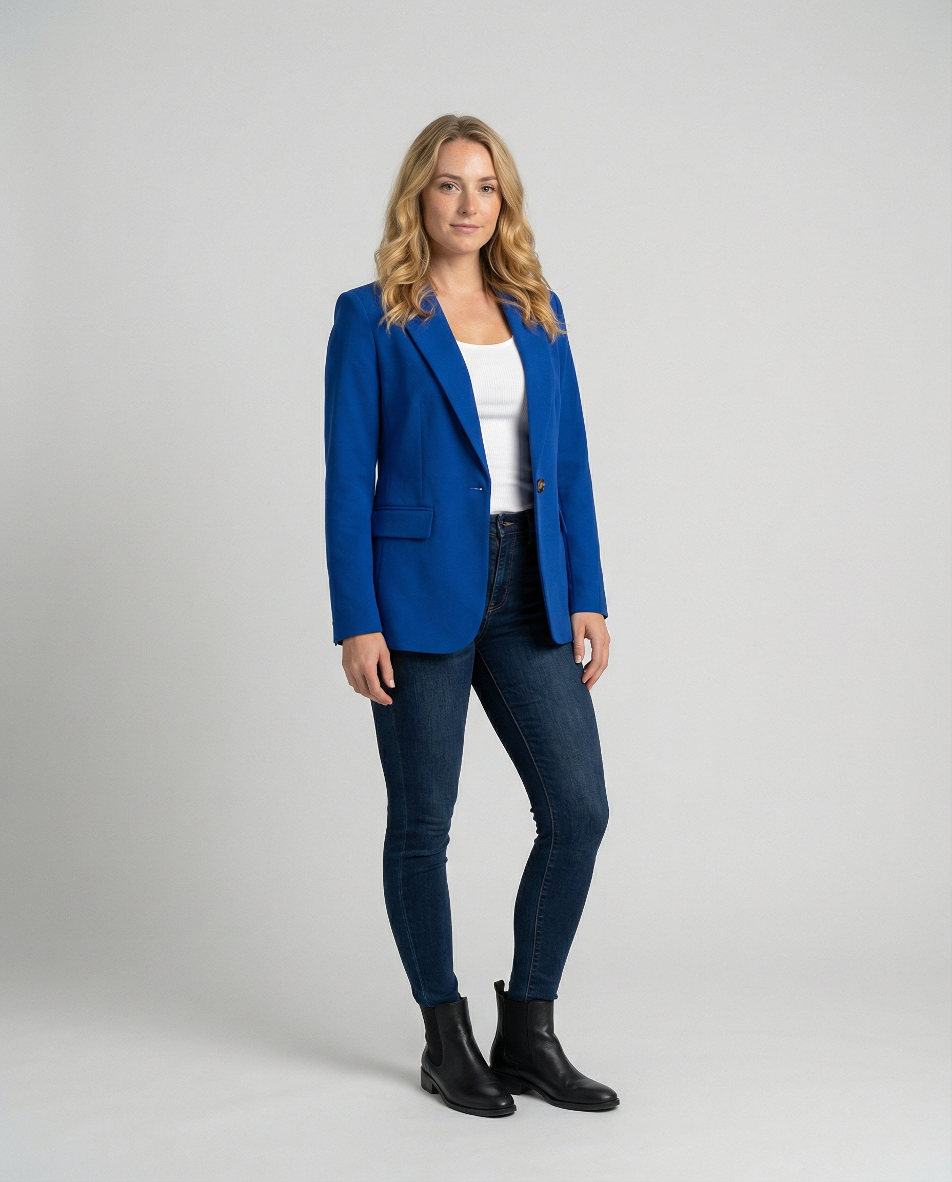 Layla | Timeless Charm Women’s Elegant Blazer