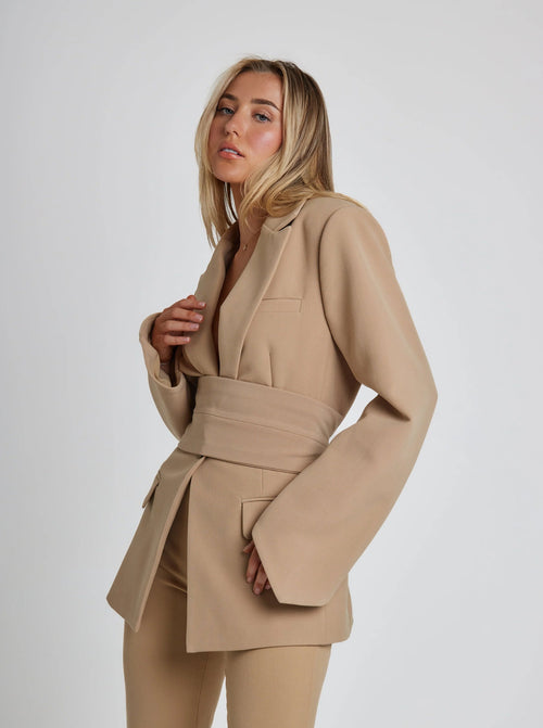 Women's Belted Blazer – Tailored Waist-Defining – Work & Evening Australia