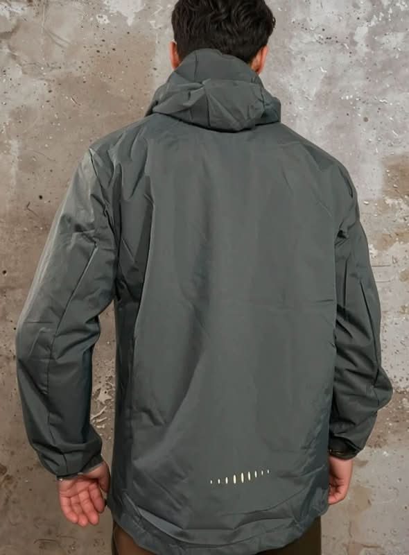 Winter Jacket – Water-Resistant Insulated Hooded – Relaxed Fit – Men's Winter Outerwear Australia